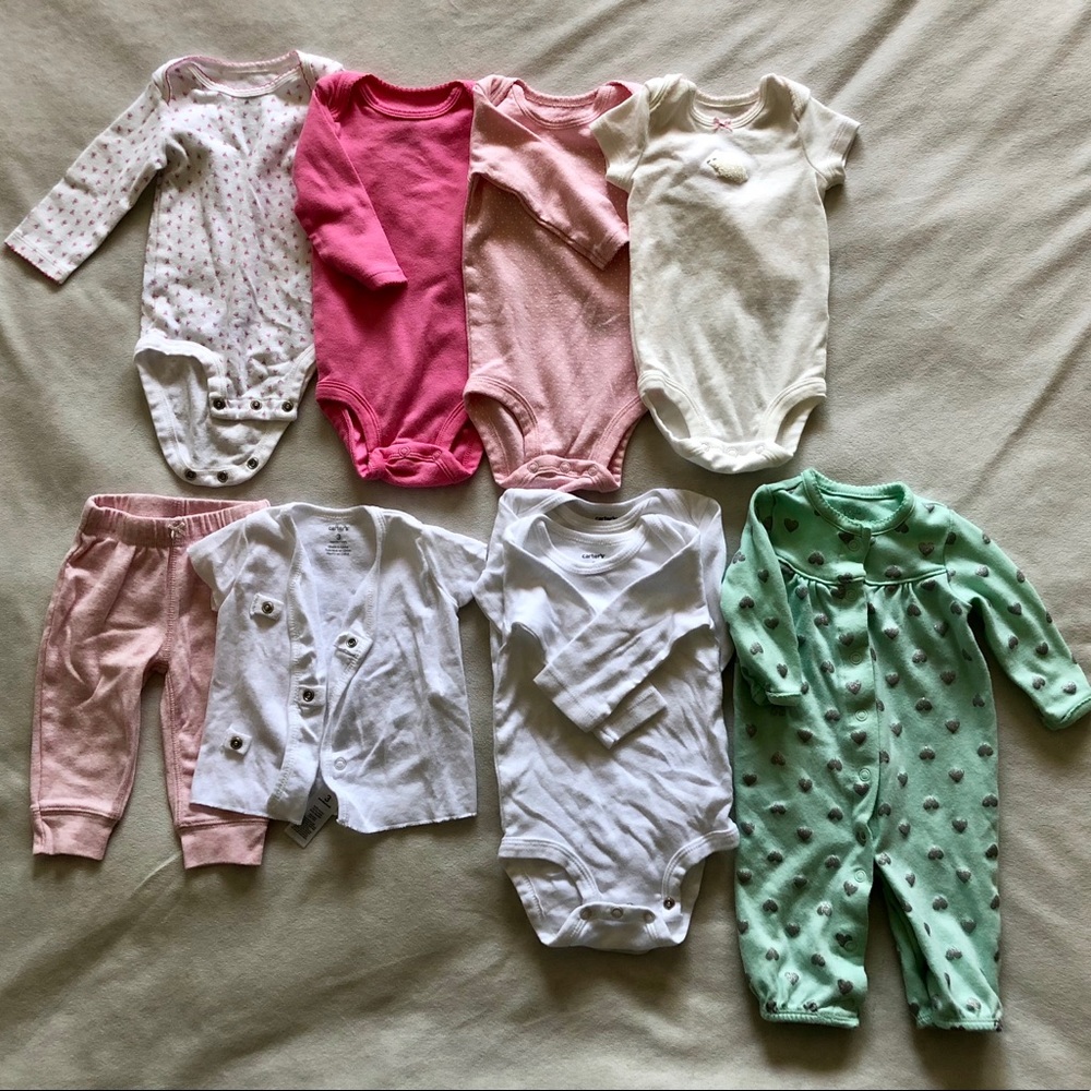 Carter’s 0-3 month baby girl clothes